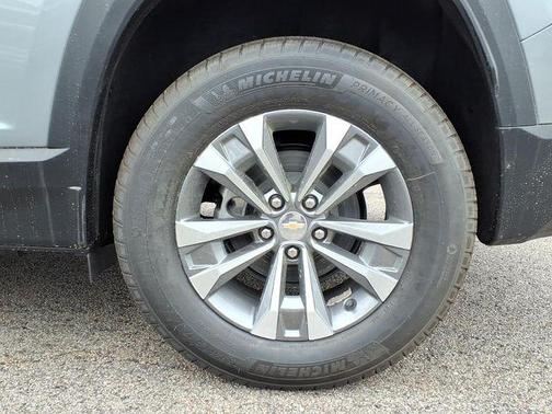 Sterling Gray Metallic 2026 Chevrolet Equinox 1LT