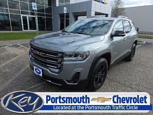 Sterling Metallic 2023 GMC Acadia AWD AT4