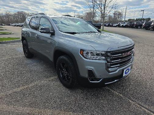 Sterling Metallic 2023 GMC Acadia AWD AT4