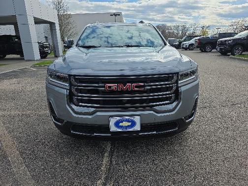 Sterling Metallic 2023 GMC Acadia AWD AT4
