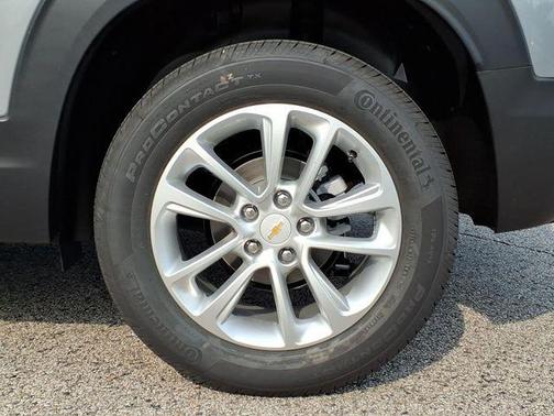 Sterling Gray Metallic 2026 Chevrolet Trailblazer LS