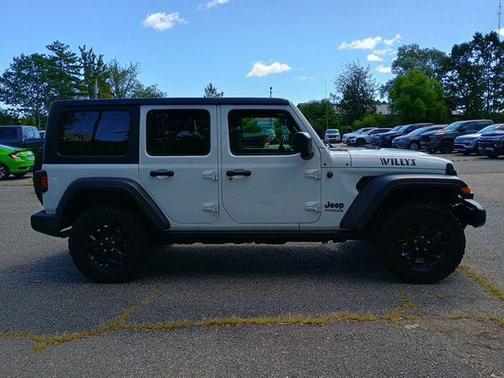 Bright White Clearcoat 2021 Jeep Wrangler Unlimited Sport