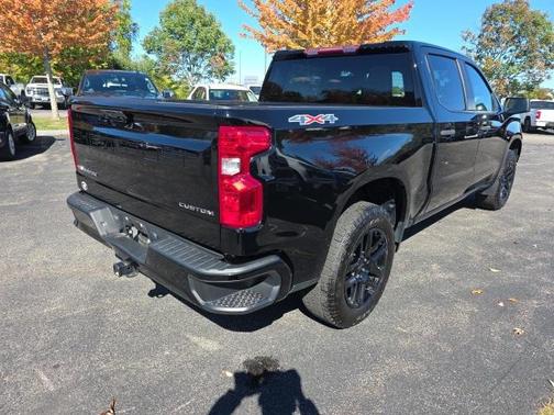 2022 Chevrolet Silverado 1500 Custom