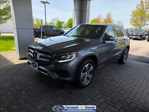 Selenite Grey Metallic 2017 Mercedes-Benz GLC 300 4MATIC
