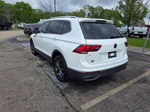 Pure White 2024 Volkswagen Tiguan 2.0T SE 4MOTION
