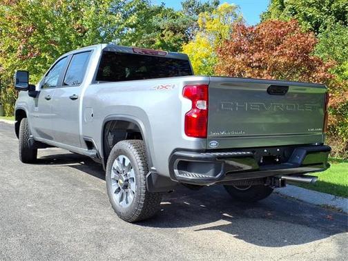 2026 Chevrolet Silverado 2500 Custom