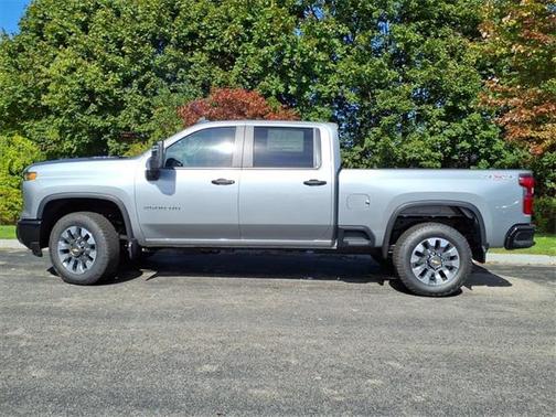 2026 Chevrolet Silverado 2500 Custom