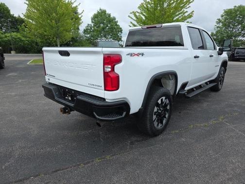 2020 Chevrolet Silverado 2500 Custom