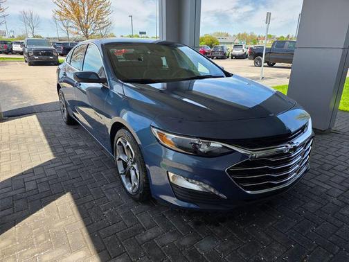 Lakeshore Blue Metallic 2024 Chevrolet Malibu FWD 1LT