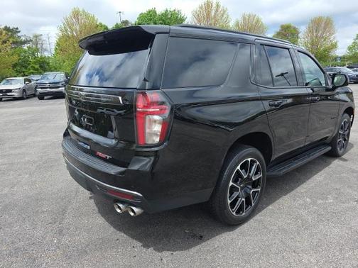 2022 Chevrolet Tahoe 4WD RST
