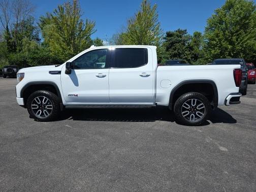 2022 GMC Sierra 1500 AT4