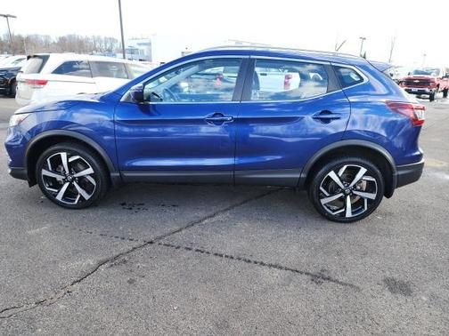 2021 Nissan Rogue Sport SL