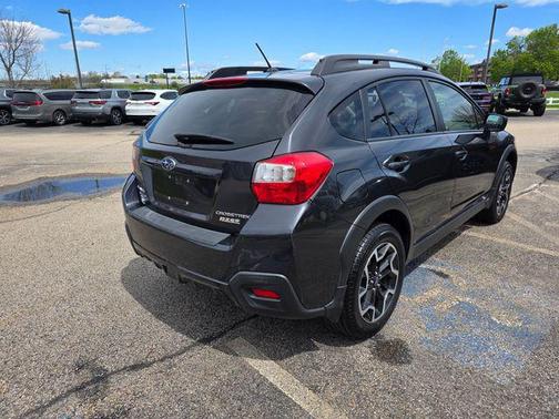 Dark Gray Metallic 2017 Subaru Crosstrek 2.0i Premium