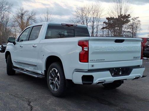 Polar White Tricoat 2026 Chevrolet Silverado 1500 High Country