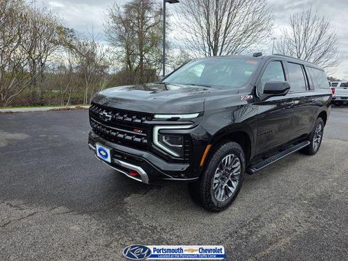 Black 2025 Chevrolet Suburban 4WD Z71
