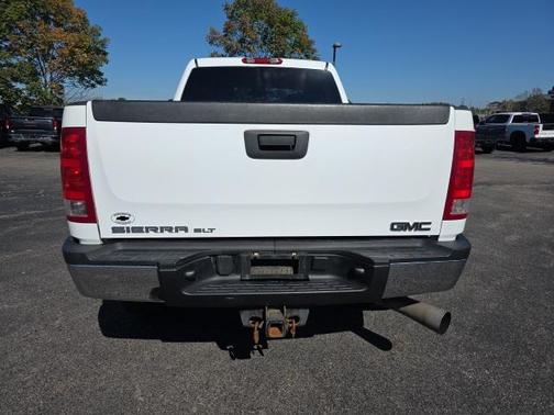 2011 GMC Sierra 2500 SLT