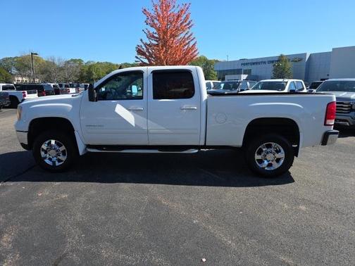 2011 GMC Sierra 2500 SLT