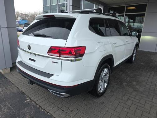 2022 Volkswagen Atlas 3.6L SE w/Technology