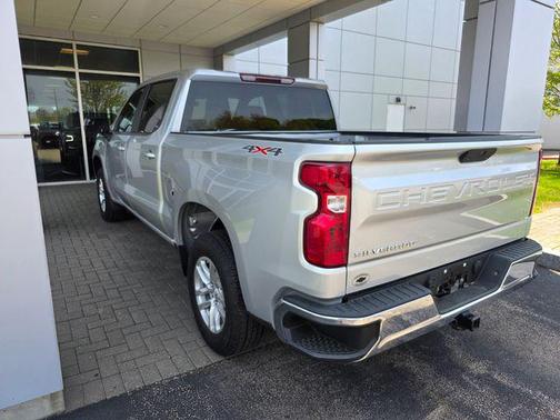 Silver Ice Metallic 2021 Chevrolet Silverado 1500 LT