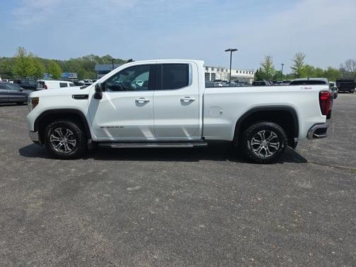 2022 GMC Sierra 1500 SLE