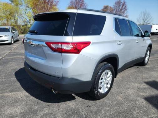 2021 Chevrolet Traverse LT Leather