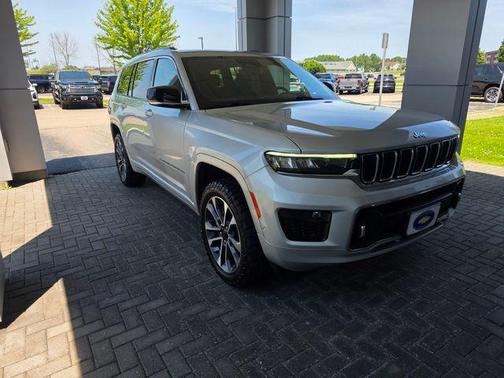 Silver Zynith 2023 Jeep Grand Cherokee L Overland