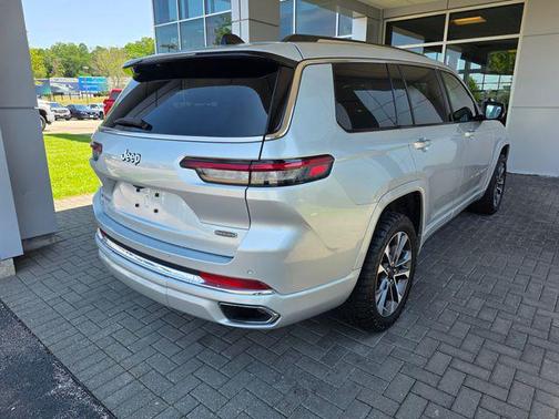 Silver Zynith 2023 Jeep Grand Cherokee L Overland