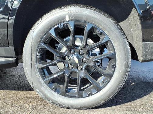 2026 Chevrolet Tahoe 4WD RST