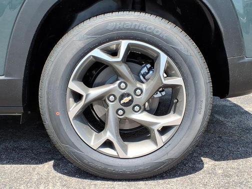Cypress Gray 2026 Chevrolet Trax LT