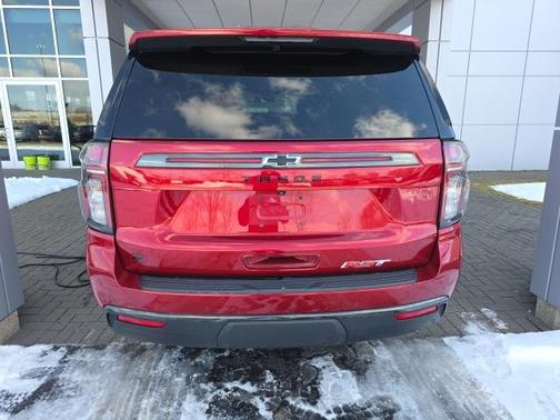 2022 Chevrolet Tahoe 4WD RST