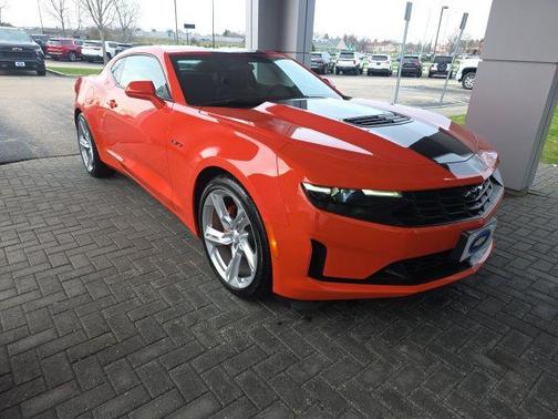 Crush 2020 Chevrolet Camaro RWD Coupe LT1