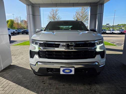 Summit White 2023 Chevrolet Silverado 1500 LT