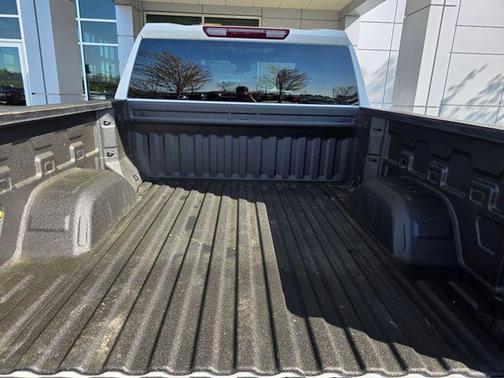Summit White 2023 Chevrolet Silverado 1500 LT