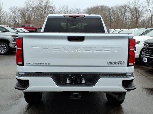 Polar White Tricoat 2026 Chevrolet Silverado 2500 High Country