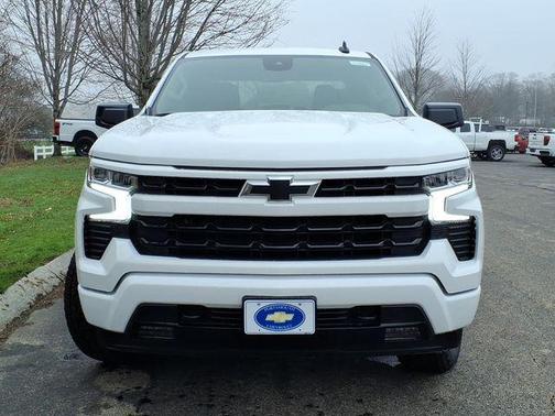 Summit White 2026 Chevrolet Silverado 1500 RST