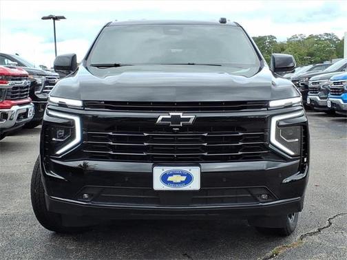 2025 Chevrolet Suburban RST