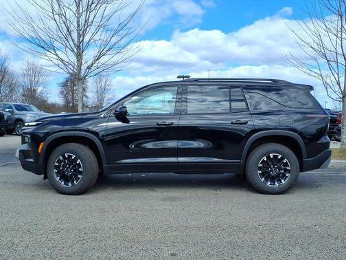 Mosaic Black Metallic 2026 Chevrolet Traverse AWD Z71