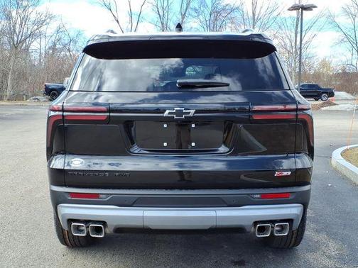 Mosaic Black Metallic 2026 Chevrolet Traverse AWD Z71
