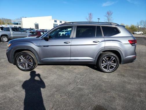 2021 Volkswagen Atlas 3.6L SE w/Technology