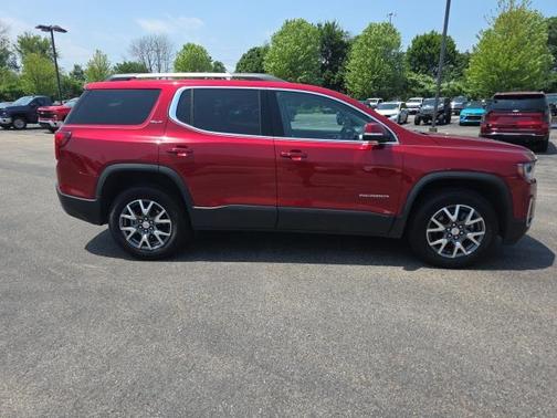 2023 GMC Acadia FWD SLT