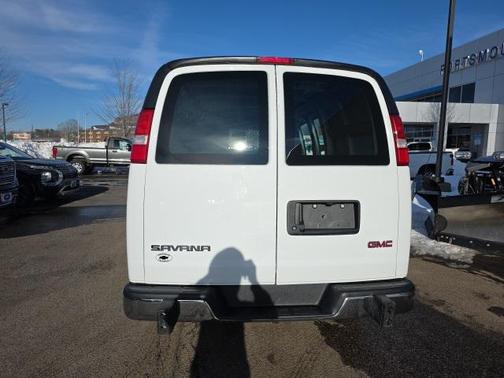 2024 GMC Savana 2500 Work Van