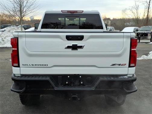 2026 Chevrolet Silverado 2500 Crew Cab, Standard Bed, XR2, 4WD