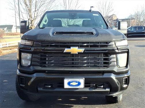 2026 Chevrolet Silverado 2500 Custom