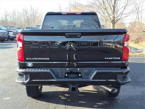 2026 Chevrolet Silverado 2500 Custom