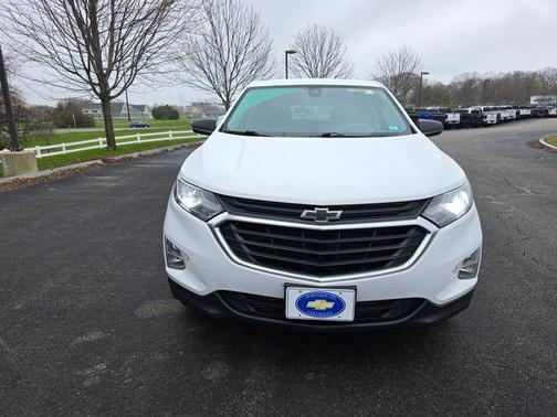 Summit White 2021 Chevrolet Equinox LS
