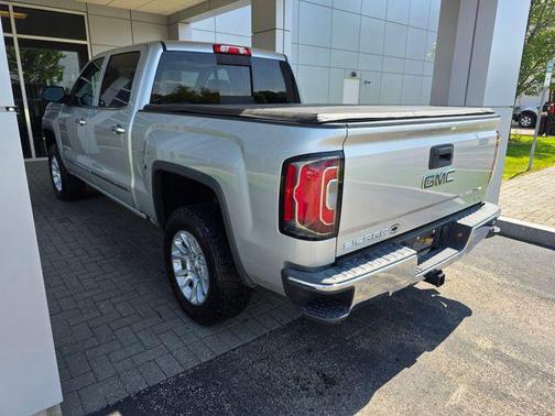 Quicksilver Metallic 2018 GMC Sierra 1500 SLT
