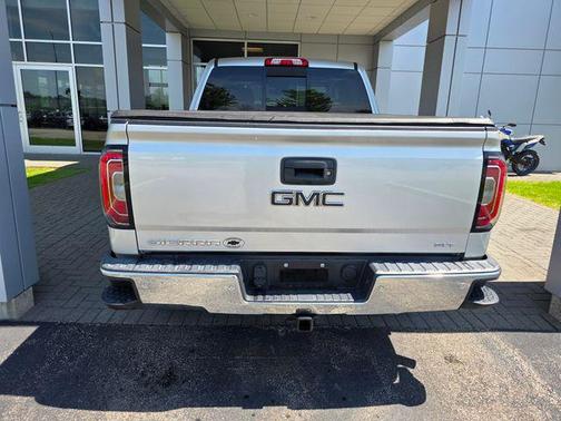 Quicksilver Metallic 2018 GMC Sierra 1500 SLT
