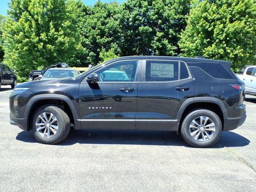 Mosaic Black Metallic 2026 Chevrolet Equinox 1LT
