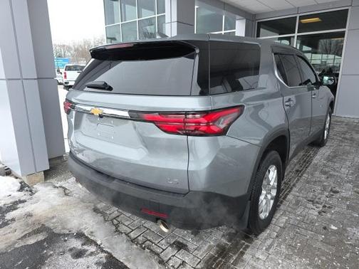 2023 Chevrolet Traverse LS