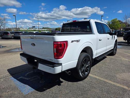 OXFORD WHITE 2021 Ford F-150 XLT